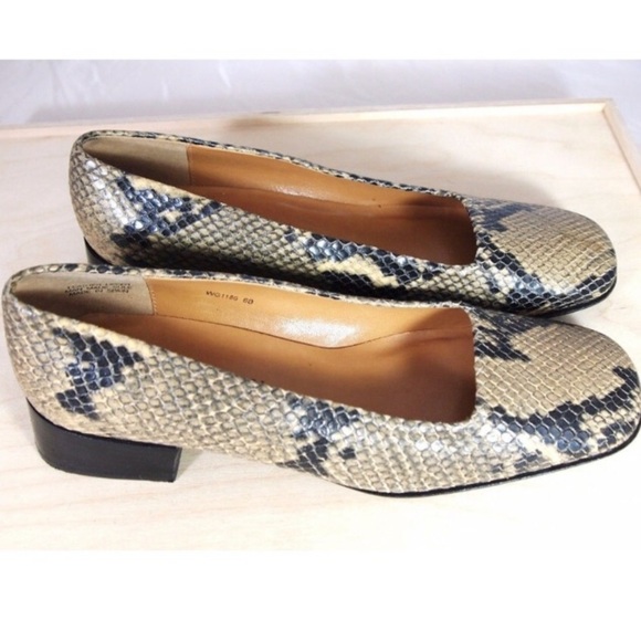 LAUREN RALPH LAUREN Snakeskin Squared Toed Slip Ons - Picture 4 of 7